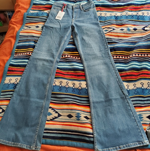 BDG High Rise Flare jeans - Picture 3 of 7